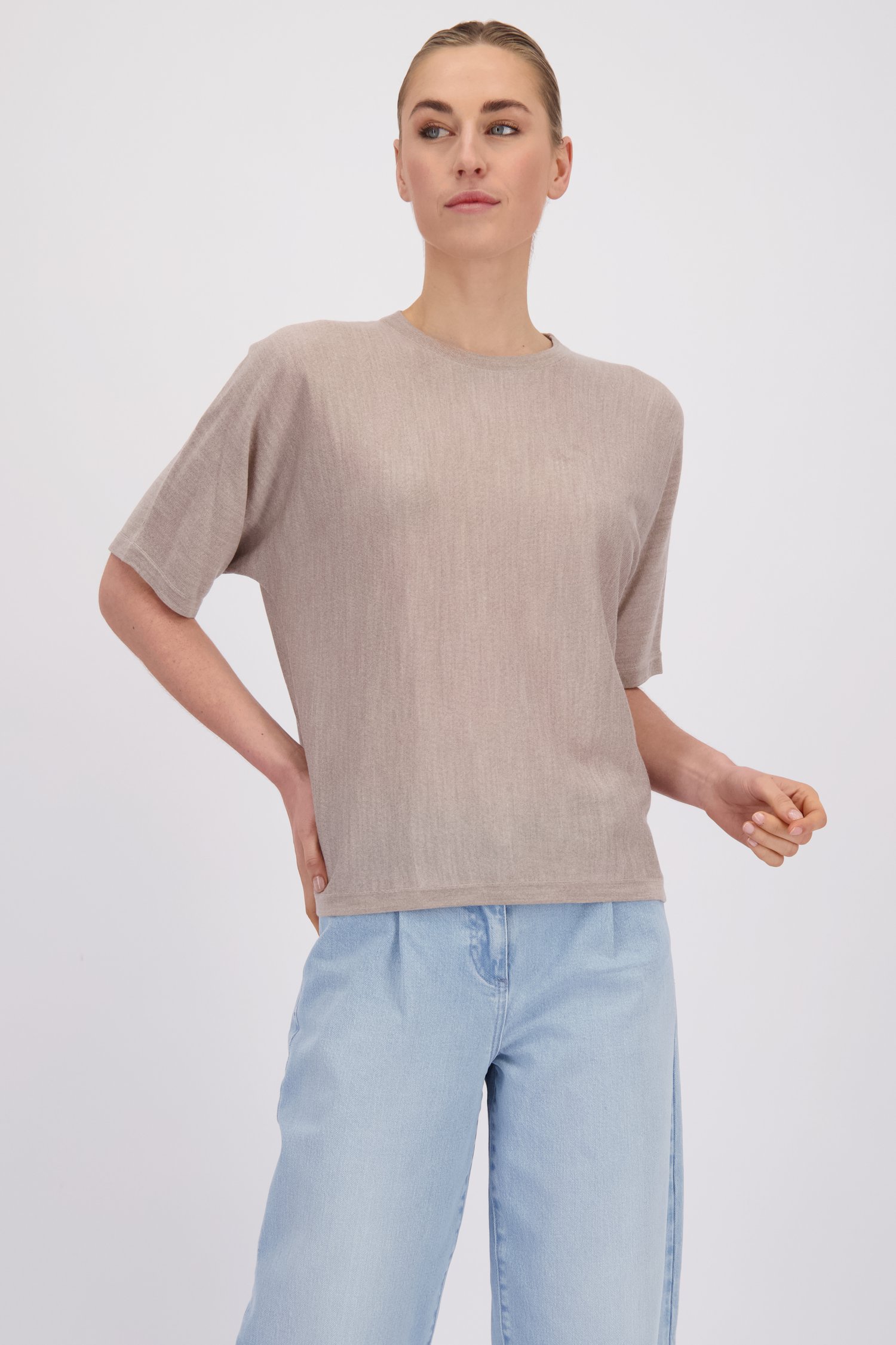 Voorkant van Taupe wollen truitje met korte mouwen door Liberty Island voor Dames