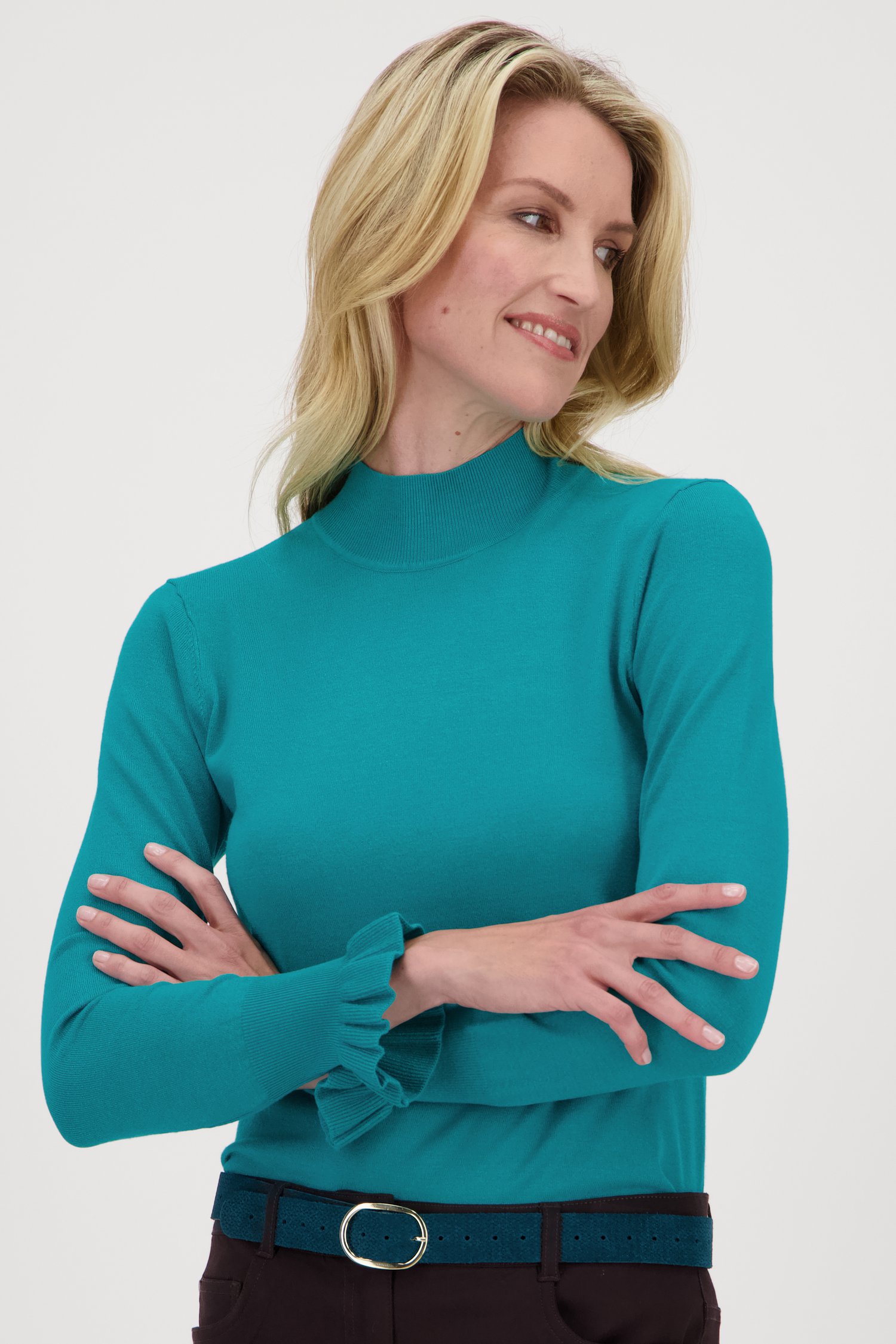 Turquoise truitje met hoge hals van Claude Arielle voor Dames