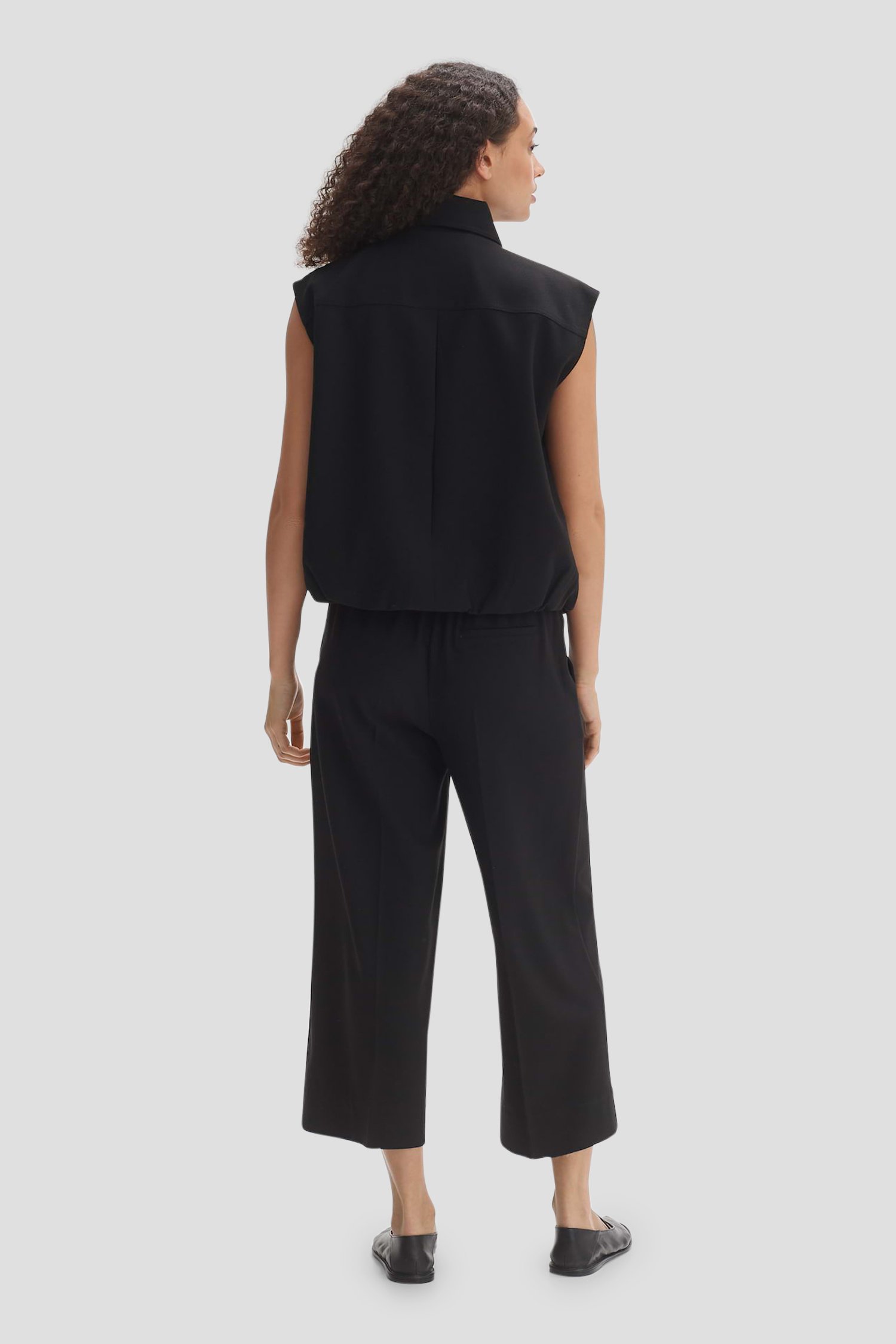 Le dos de Veste bomber sans manches noire de Opus pour Femmes