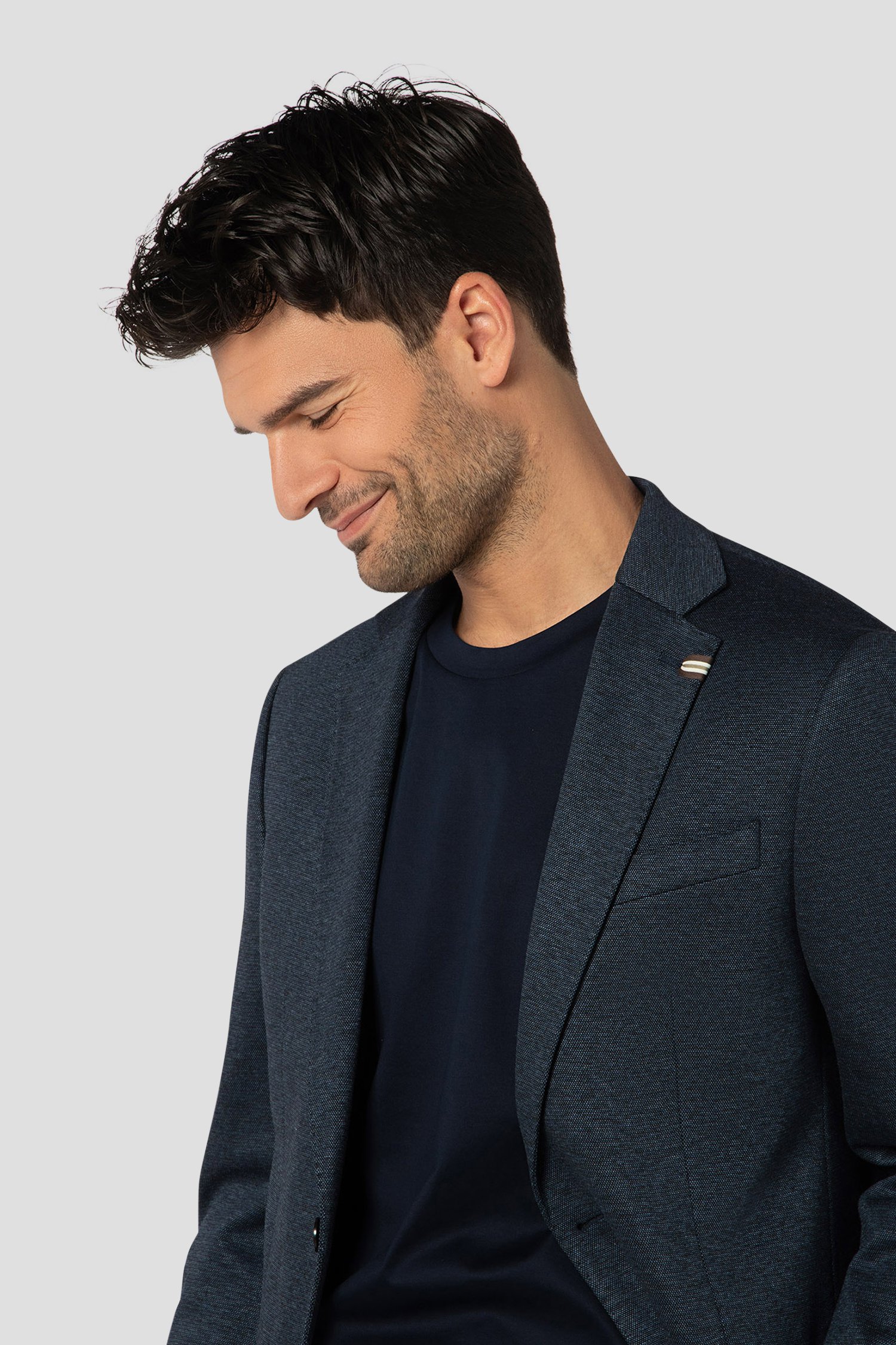 Détail de Veste de costume bleu foncé chiné de Benvenuto pour Hommes