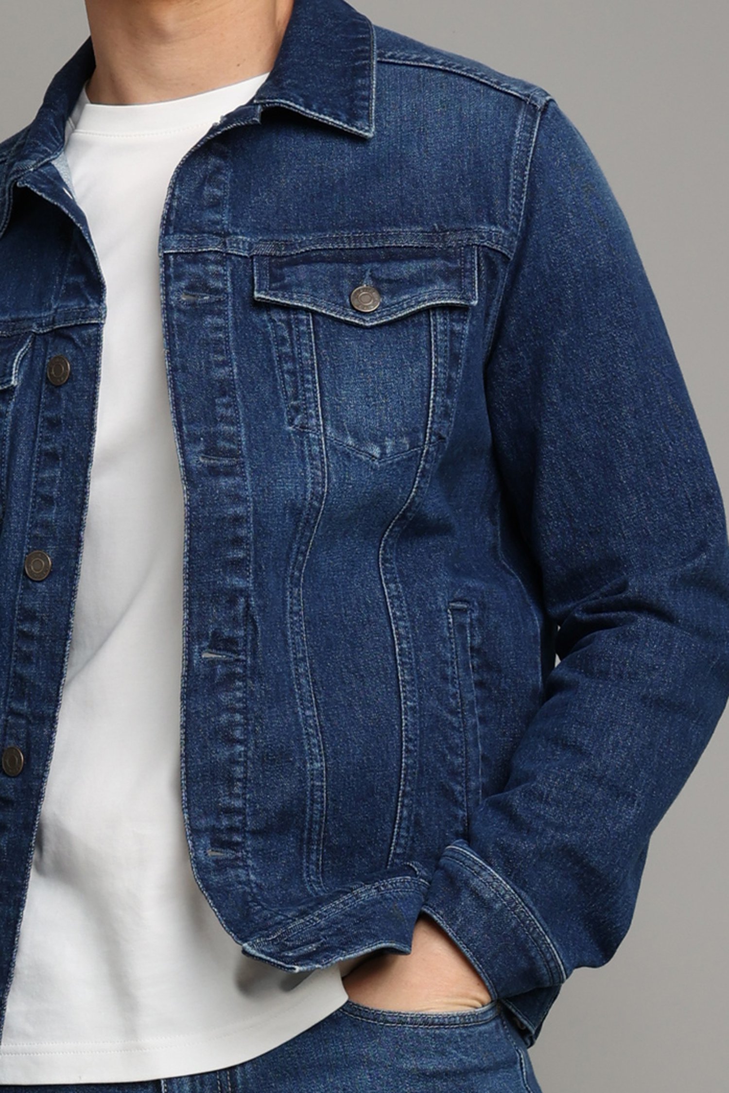 Détail de Veste en jean bleu foncé de Liberty Island Denim pour Hommes