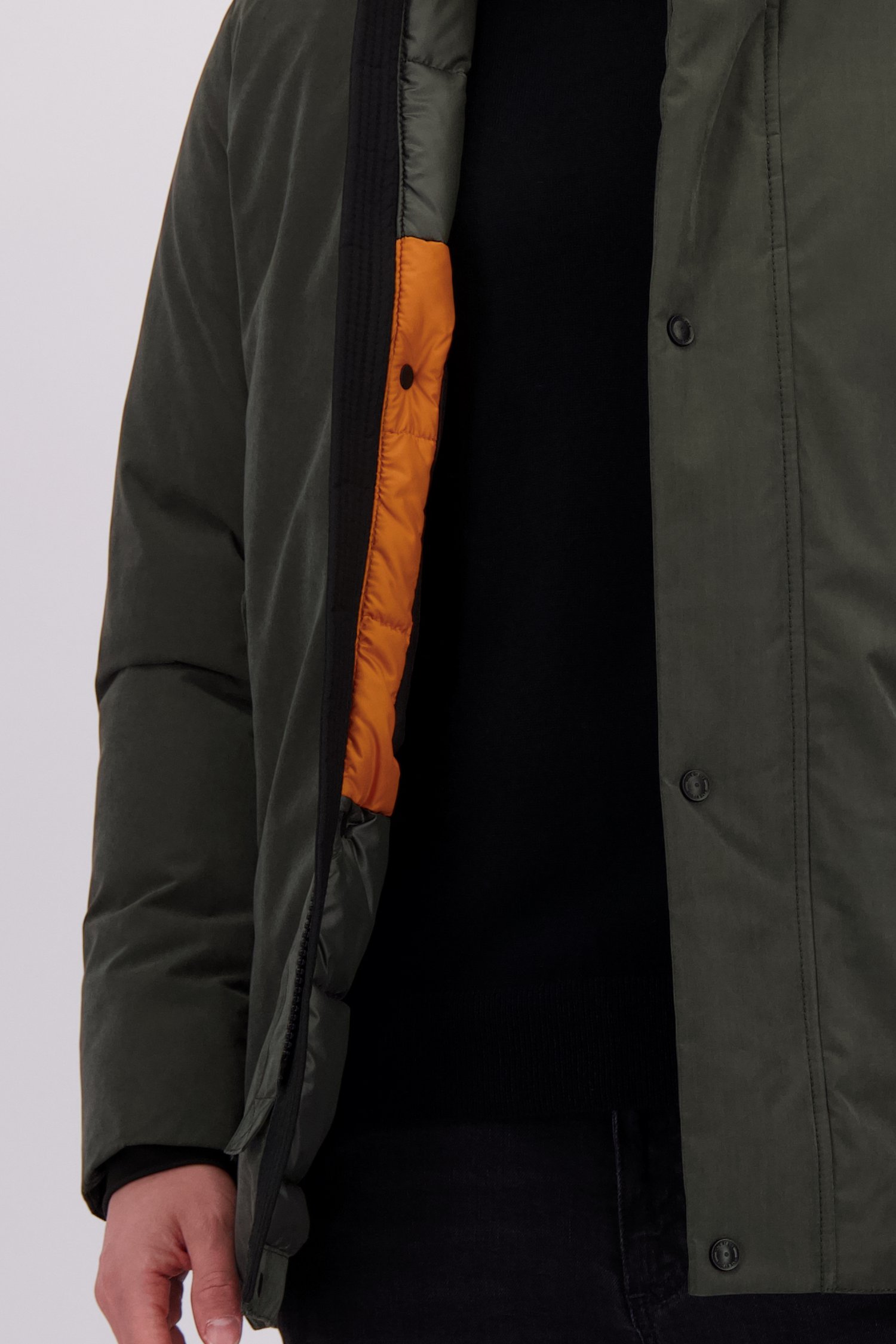 Détail de Veste kaki avec capuche amovible de Gate One pour Hommes