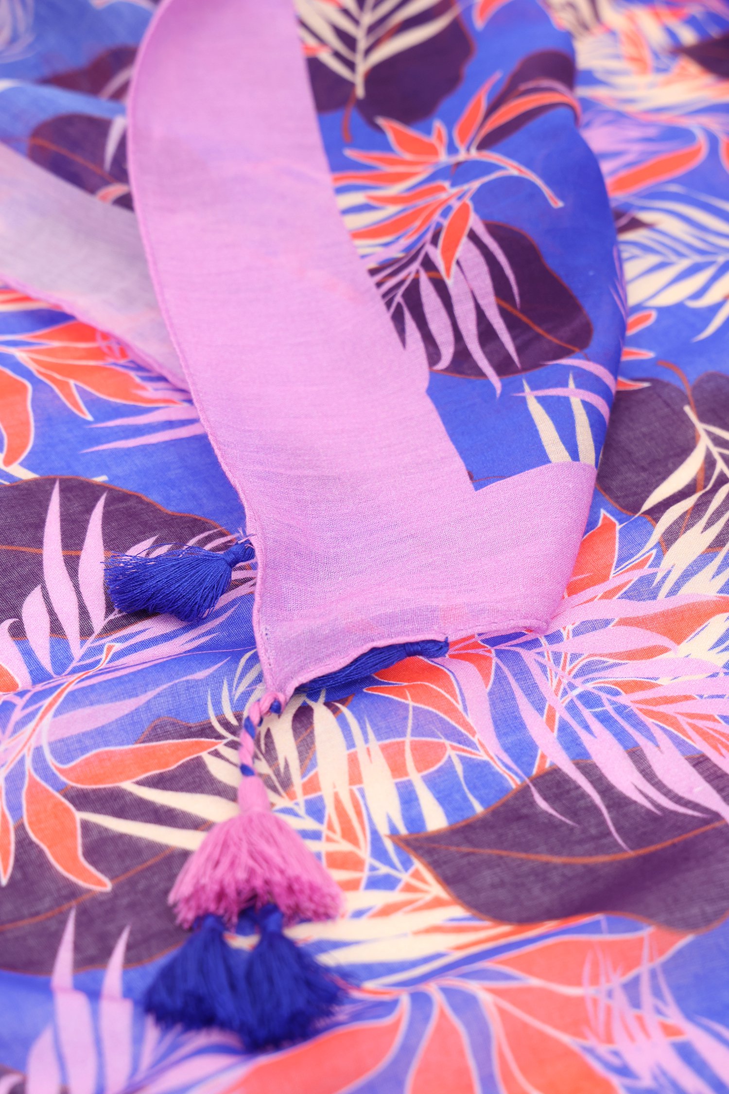 Vierkant sjaaltje met bladerprint van Libelle voor Dames