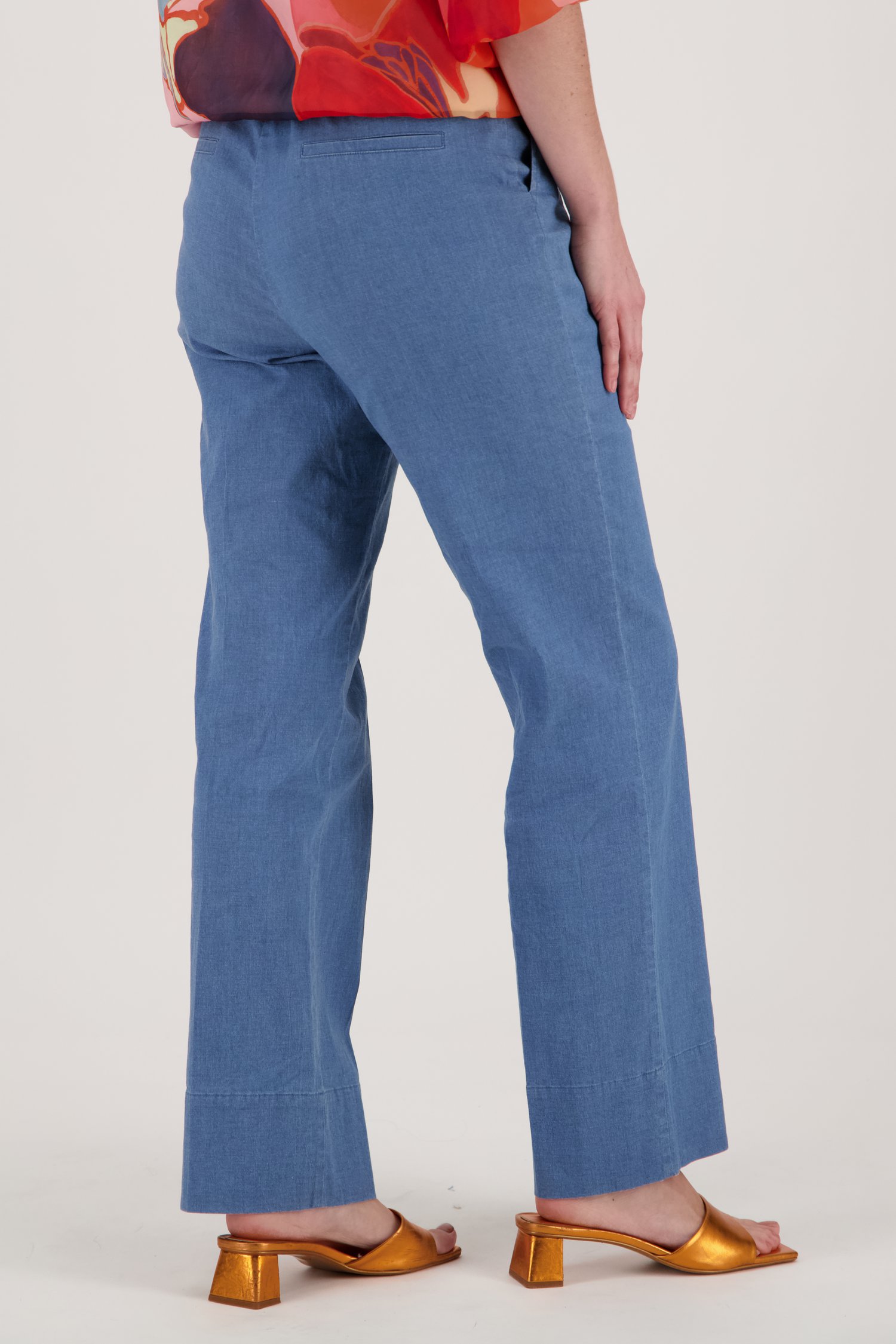 Wijde blauwe broek met jeanslook van Claude Arielle voor Dames