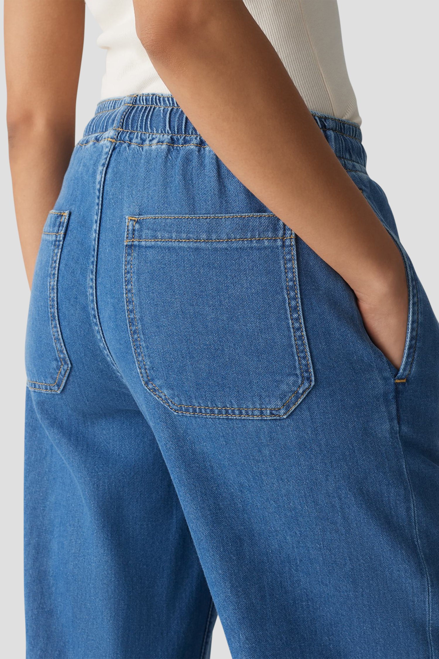 Wijde blauwe jeans met elastische tailleband van Opus | 7432725 ...