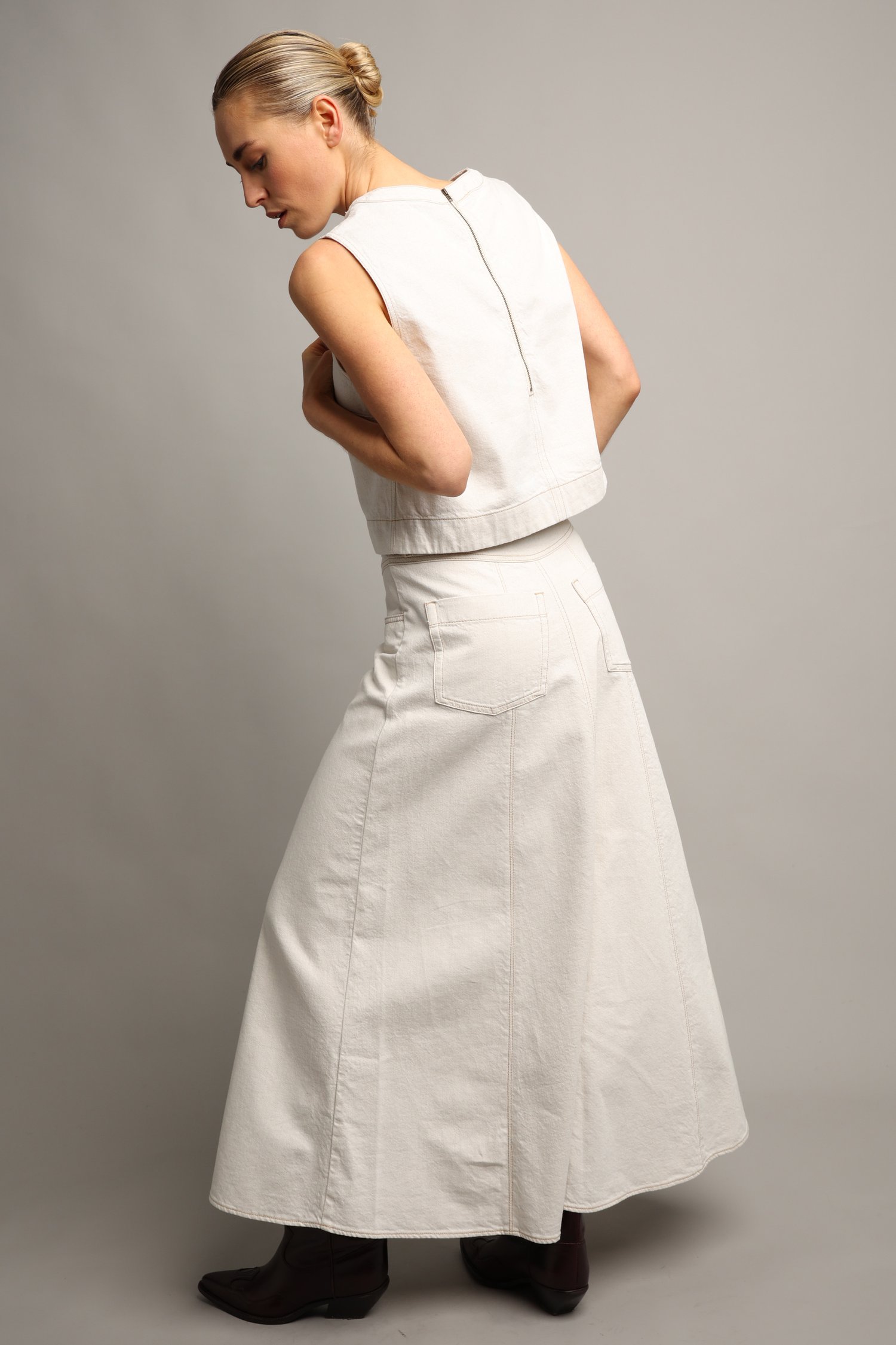 Achterkant van Wijde ecru jeansrok  door Liberty Island Denim voor Dames