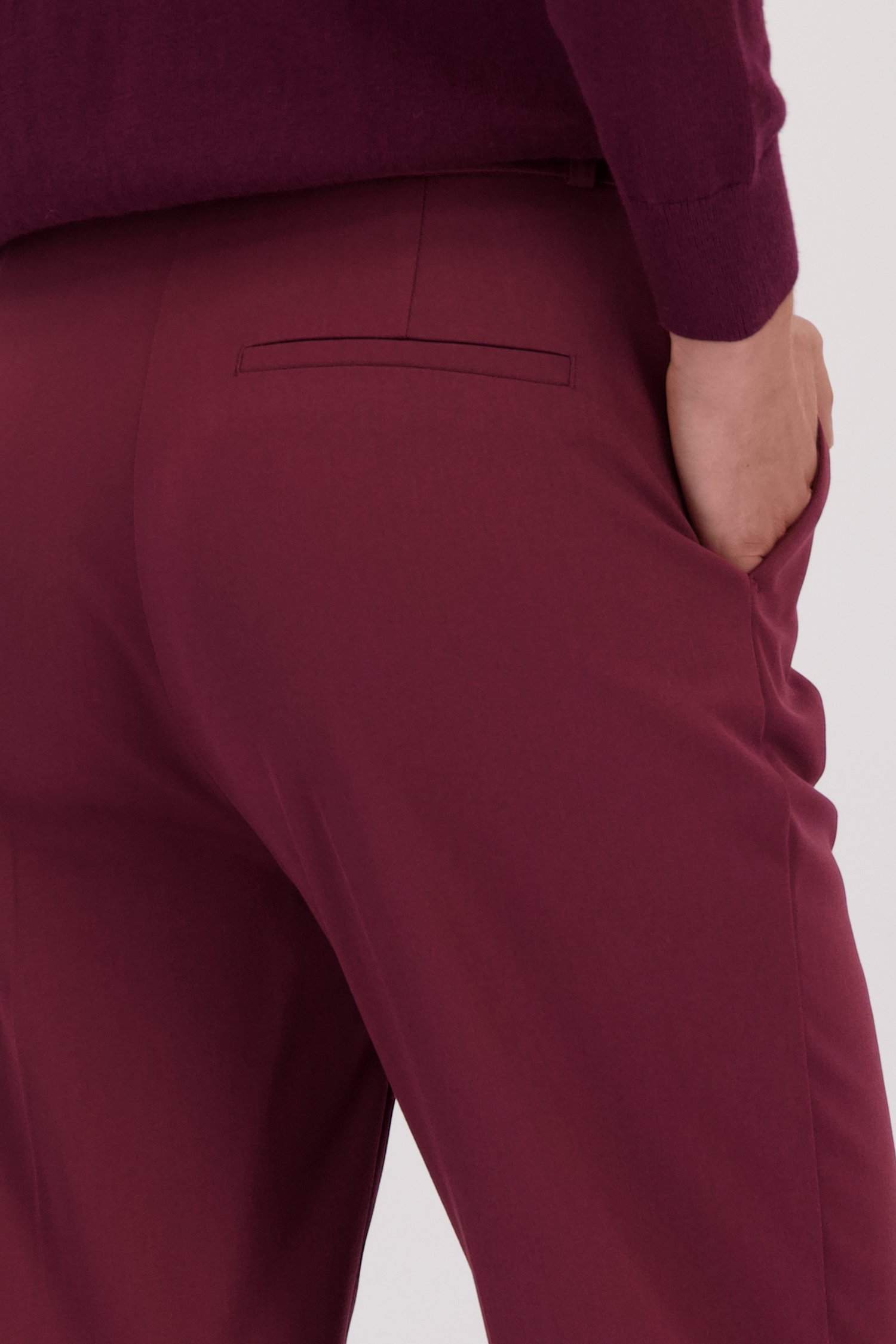Detail van Wijde geklede broek - Bordeaux door Liberty Island voor Dames