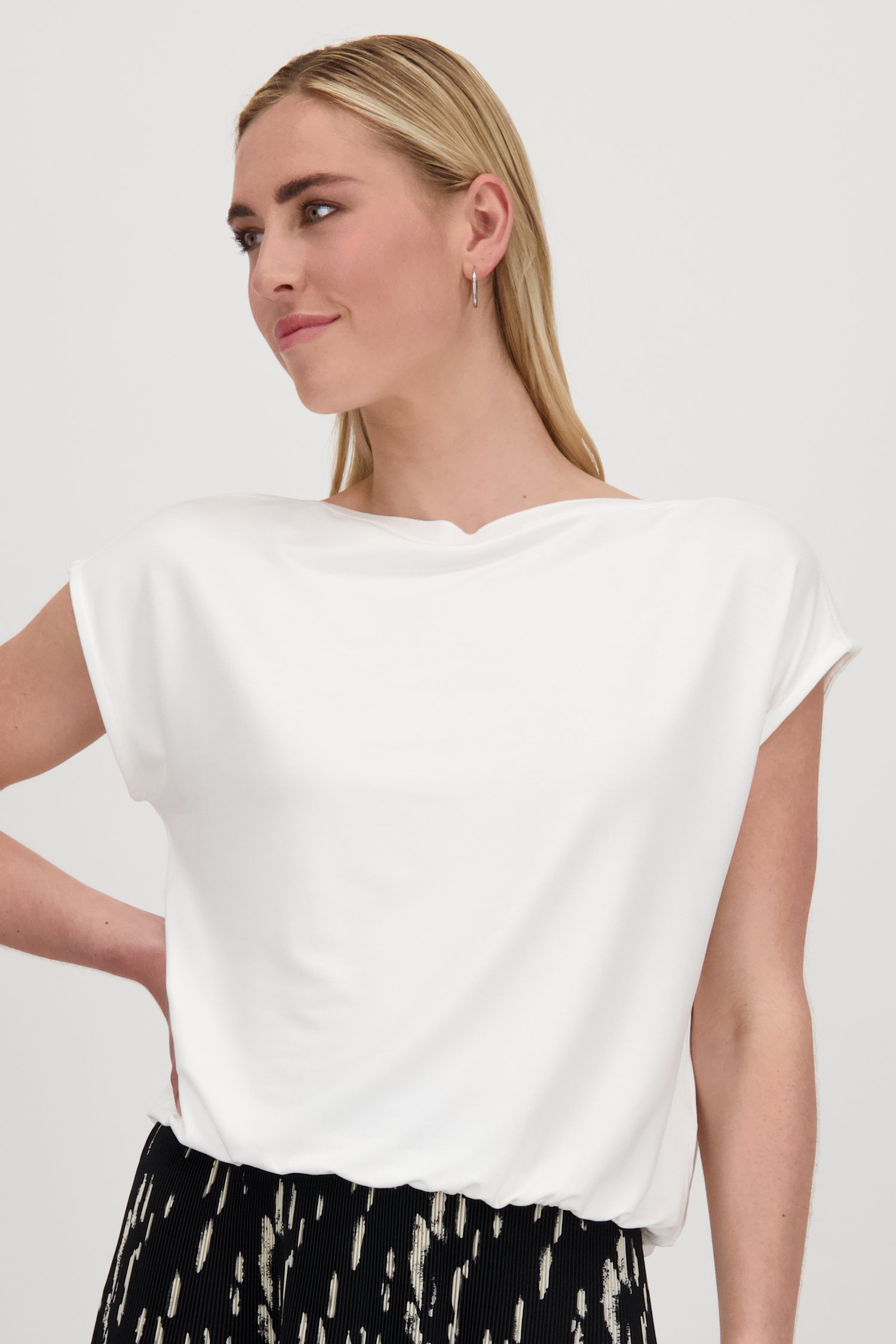 Wit T-shirt met elastische taille van 9872475 |