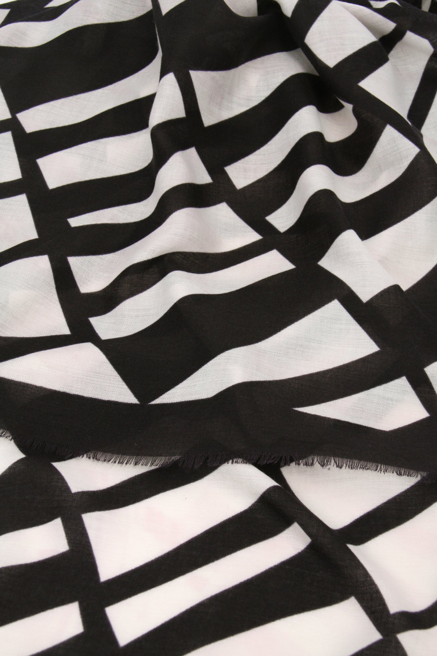 Zwart sjaaltje met geometrische print van Liberty Island voor Dames