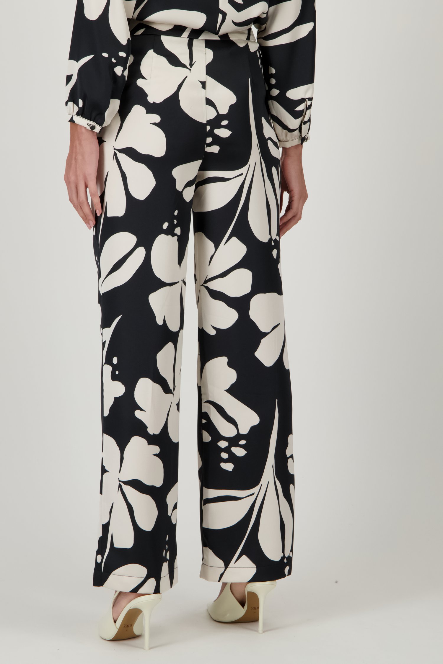 Zwarte broek met zijdelook van D'Auvry voor Dames