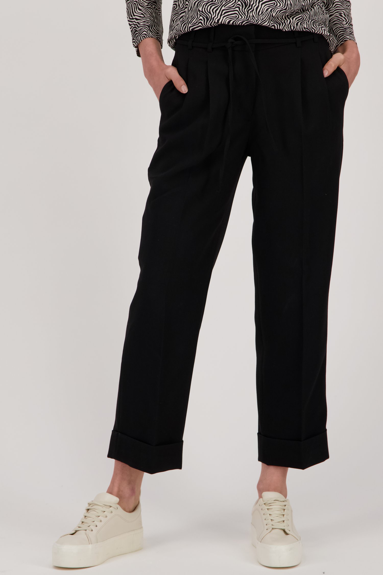 Zwarte geklede broek - 7/8 lengte van Opus voor Dames