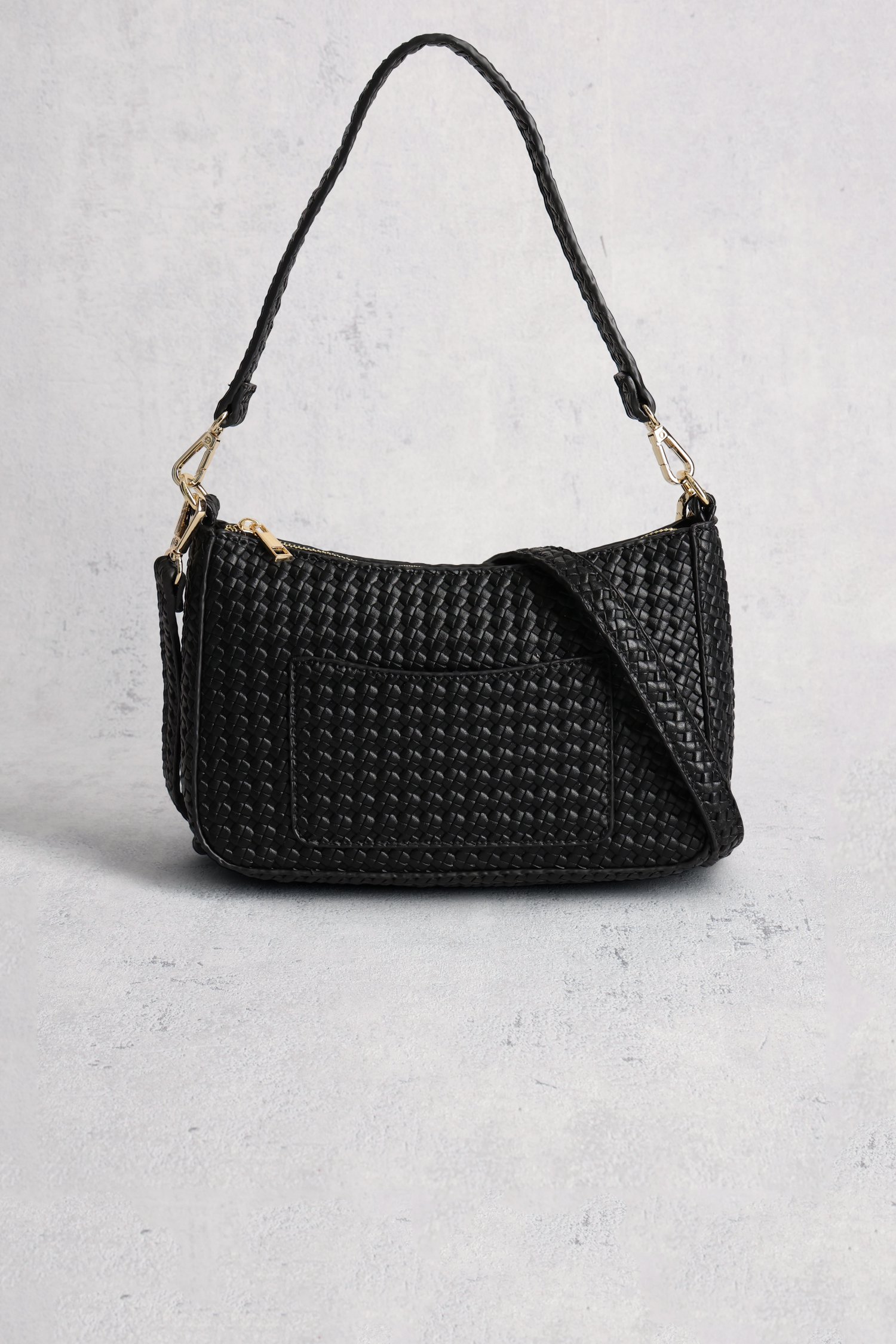 Voorkant van Zwarte gevlochten schoudertas door Modeno voor Dames