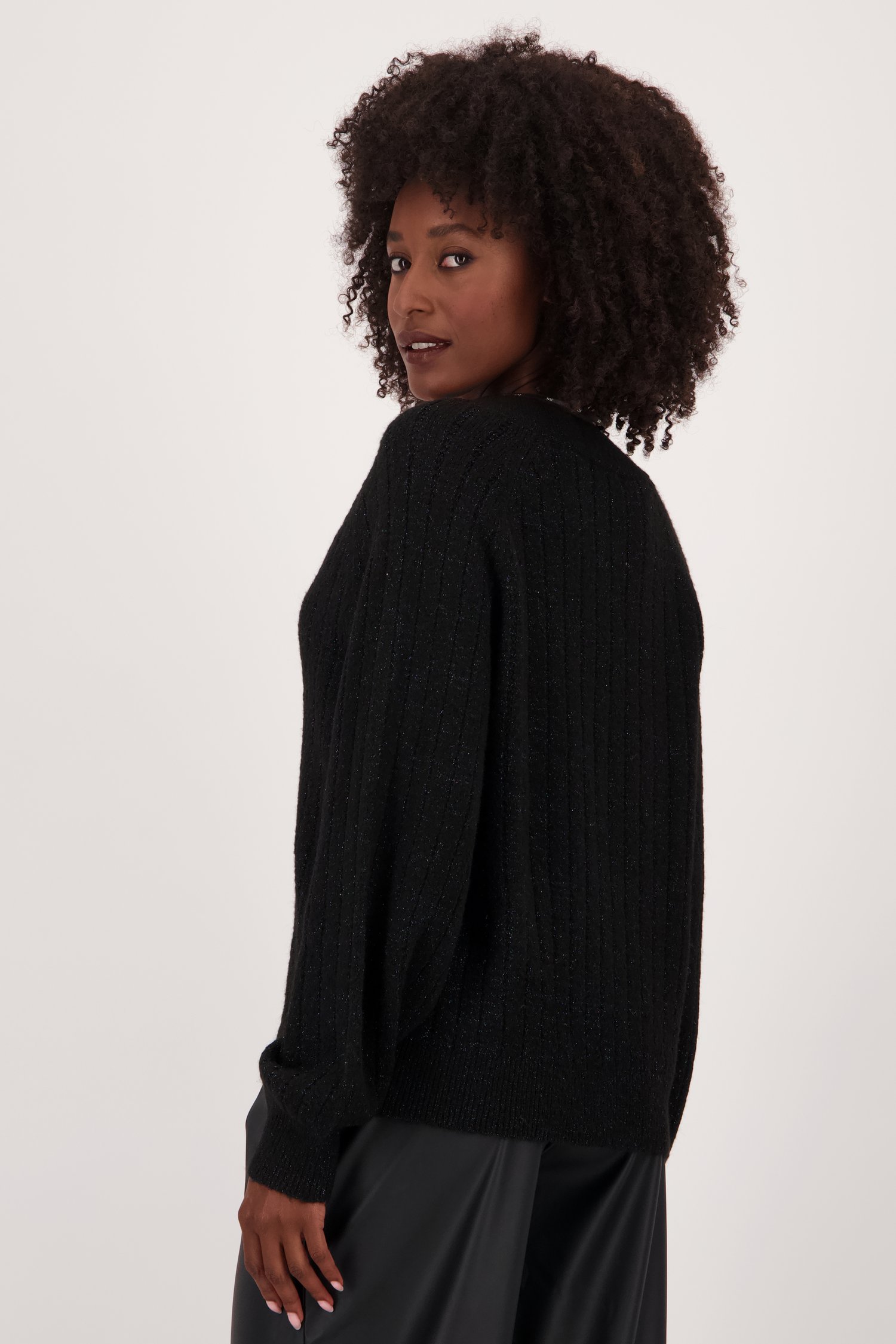 Achterkant van Zwarte trui met glitters door JDY voor Dames