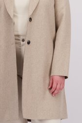 Detail van Beige mantel  door ONLY Carmakoma voor Dames