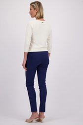 Achterkant van Blauwe slim fit broek door Claude Arielle voor Dames