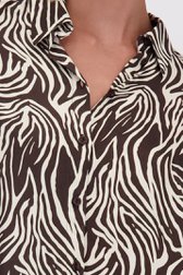 Détail de Blouse beige-marron à imprimé zébré de More & More pour Femmes