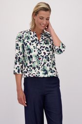 Le devant de Blouse écrue à imprimé vert de Claude Arielle pour Femmes