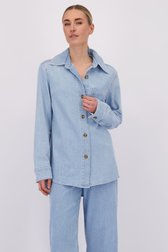Le devant de Blouse en denim bleu clair  de Marc O'Polo pour Femmes
