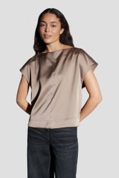 Le devant de Blouse taupe au fini satiné de Opus pour Femmes