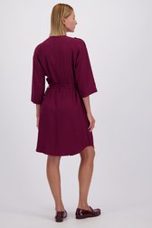 Achterkant van Bordeaux kleedje met metallic knopen door D'Auvry voor Dames