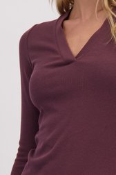 Detail van Bordeaux T-shirt met V-hals en lange mouwen door Liberty Island voor Dames