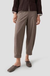 Voorkant van Bruine geklede broek - Barrel fit - 7/8 lengte door Opus voor Dames
