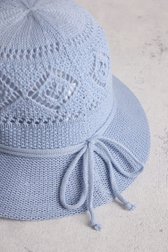Chapeau tricoté bleu clair de Modeno pour Femmes