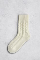 Le devant de Chaussettes écrues à motif torsadé de Camano pour Femmes