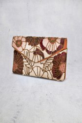 Productfoto 1 van Clutch met bloemenmotief in bruintinten door Bulaggi voor Dames
