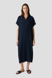 Donkerblauw midi kleedje met gewafelde structuur van Opus voor Dames