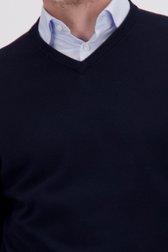 Detail van Donkerblauwe wollen trui met V-hals door Dansaert Black Premium voor Heren