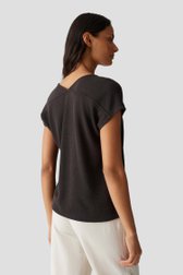 Achterkant van Donkerbruin T-shirt met V-hals door Opus voor Dames