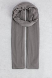 Le devant de Foulard gris finement tricoté de D'Auvry Studio pour Femmes