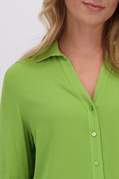 Detail van Groene blouse met driekwartmouwen door Libelle voor Dames