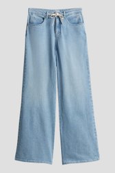Jeans bleu clair ample avec ceinture à nœud de Opus pour Femmes
