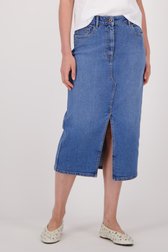 Le devant de  Jupe en denim bleu foncé avec fente de Liberty Island Denim pour Femmes