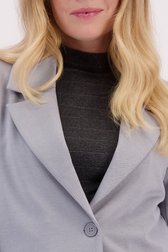 Detail van Korte grijze blazer door Libelle voor Dames