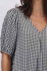 Detail van Lang kleedje met zwart-wit geruit motief door JDY voor Dames