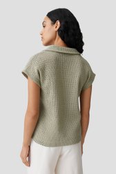 Achterkant van Olijfgroene polo met crochet look door Opus voor Dames