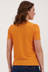 Oranje T-shirt met fijne textuur van Claude Arielle voor Dames
