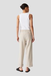 Le dos de Pantalon beige à taille élastique – longueur 7/8 de Opus pour Femmes