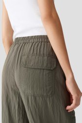 Pantalon cargo kaki avec structure froissée de Opus pour Femmes