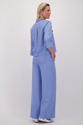 Le dos de Pantalon large bleu clair effet denim de Claude Arielle pour Femmes