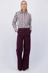 Le devant de Pantalon large bordeaux de Liberty Island pour Femmes