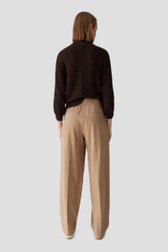 Détail de Pantalon large brun à taille élastique de Opus pants pour Femmes