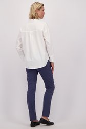 Le dos de Pantalon stretch bleu à taille élastique de Claude Arielle pour Femmes