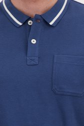 Polo bleu foncé avec texture côtelée	 de Ravøtt pour Hommes