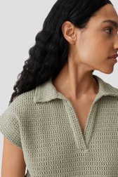Détail de Polo vert olive au crochet de Opus pour Femmes