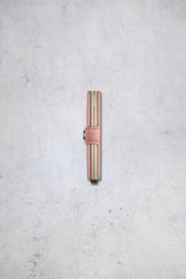 Le dos de Porte-cartes en cuir rose - Miniwallet Pebble de Secri pour Femmes