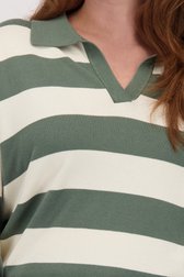 Détail de Pull à rayures blanc et vert de ONLY Carmakoma pour Femmes